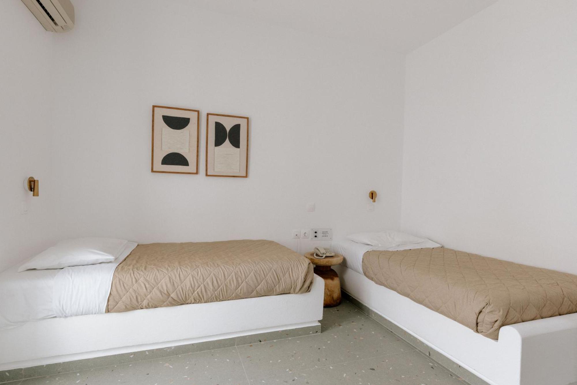 Pnoi Hotel Logaras Eksteriør bilde